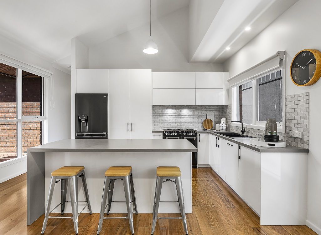 how much does it cost to renovate a kitchen