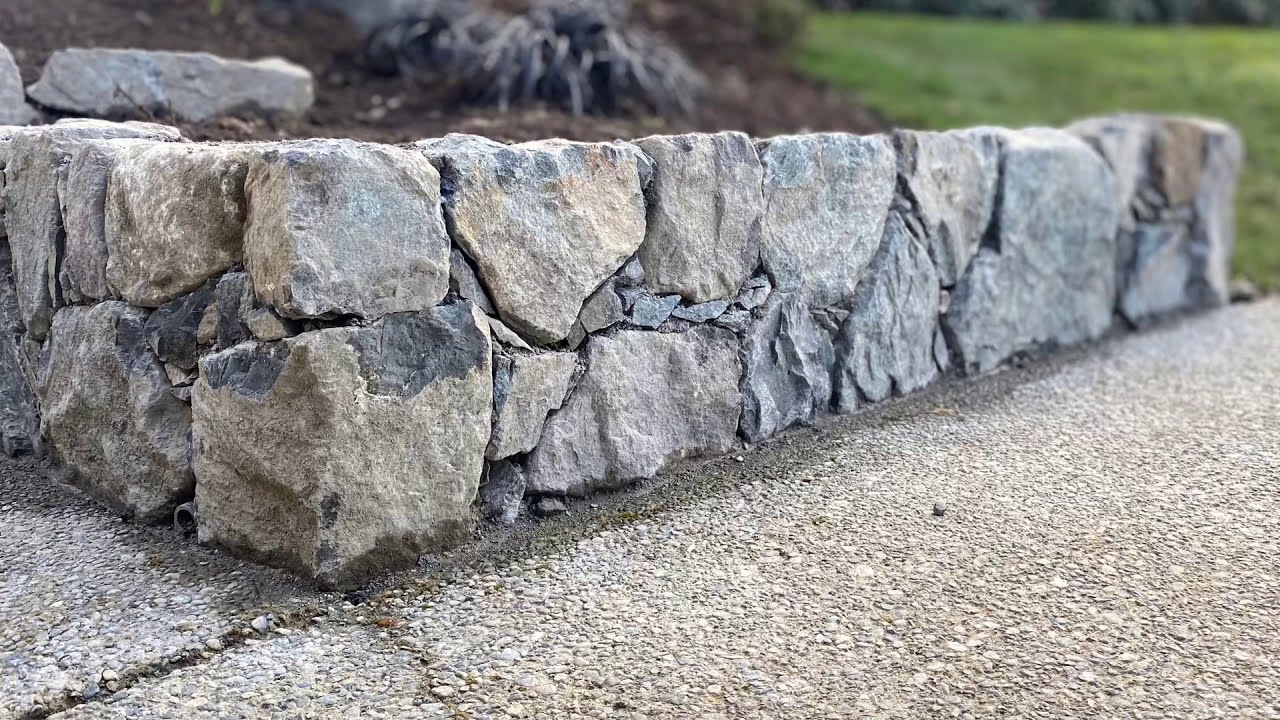 what does a masonry contractor do