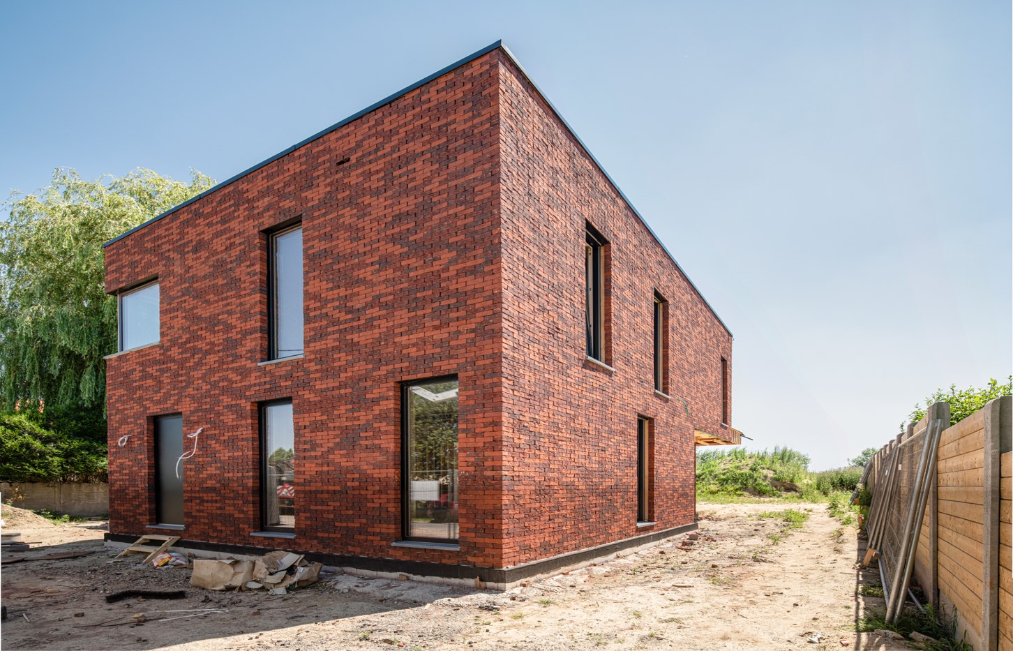 what is tuck pointing in masonry