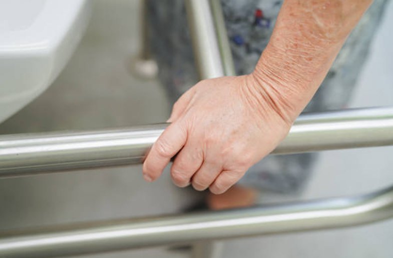 how to install safety railings