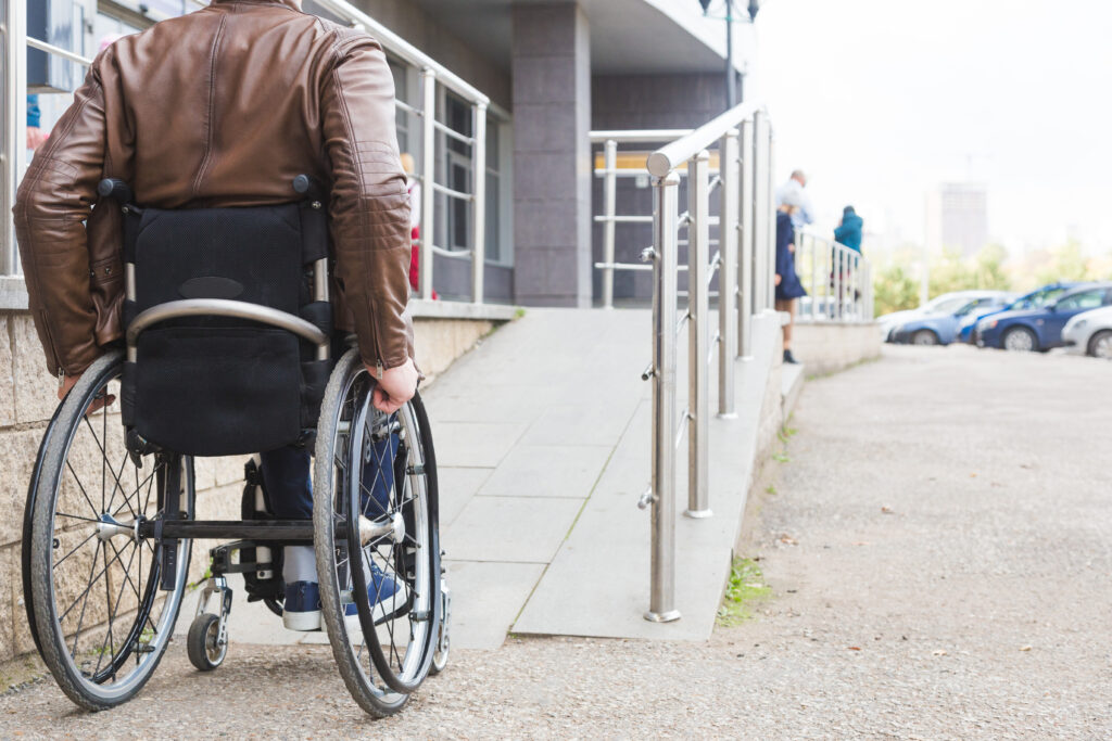 wheelchair-accessible picnic tables