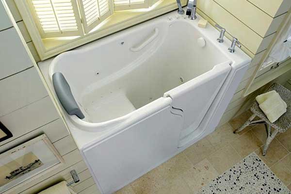Walk-in tub door orientation options Walk-In Tub Door Orientation Options: Left vs. Right Hand