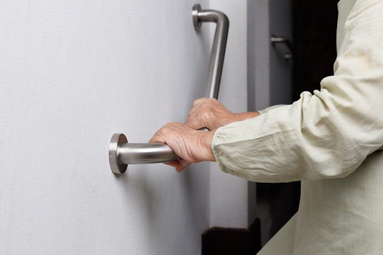 mobility aids for aging adults Best Mobility Aids for Aging Adults and Seniors Today