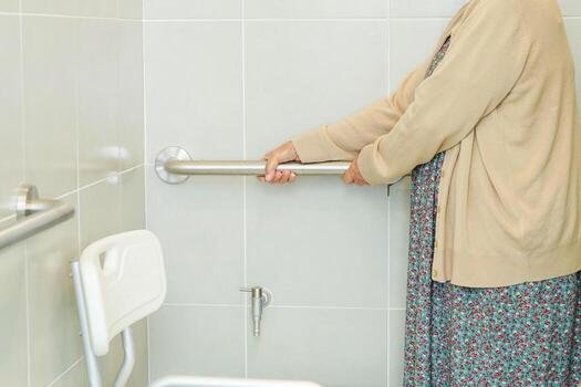 benefits of grab bars for elderly Top Benefits of Grab Bars for Elderly Home Safety